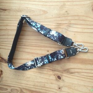 Brand new Tumi purse/bag strap